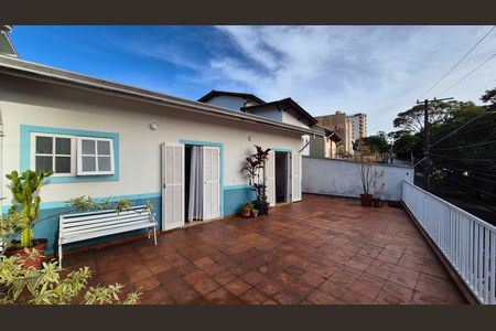 Casa à venda com 237m², 3 quartos e 5 vagasArea externa