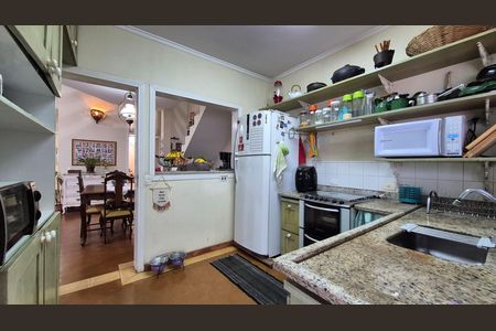 Casa à venda com 237m², 3 quartos e 5 vagasCozinha