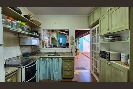Casa à venda com 237m², 3 quartos e 5 vagasCozinha