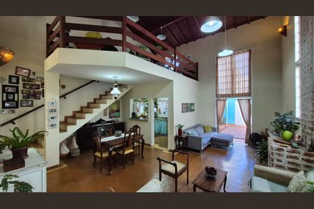 Sala de casa para alugar com 3 quartos, 237m² em Vila Guiomar, Santo André
