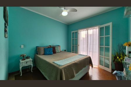 Casa à venda com 237m², 3 quartos e 5 vagasSuíte 2