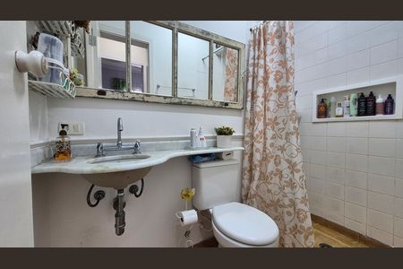 Casa à venda com 237m², 3 quartos e 5 vagasBanheiro 