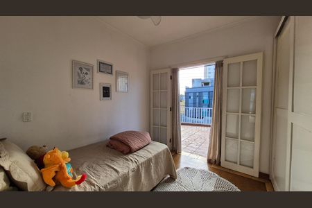 Casa à venda com 237m², 3 quartos e 5 vagasSuíte