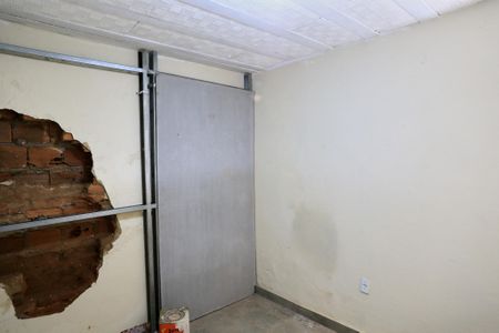 Quarto de kitnet/studio para alugar com 1 quarto, 18m² em Esplanada, Belo Horizonte