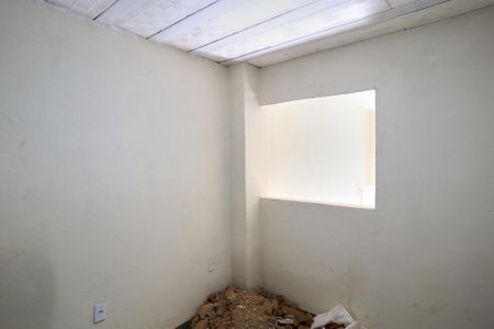 Quarto de kitnet/studio para alugar com 1 quarto, 18m² em Esplanada, Belo Horizonte