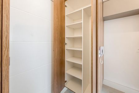 Studio para alugar com 24m², 1 quarto e sem vagaCozinha - Armários