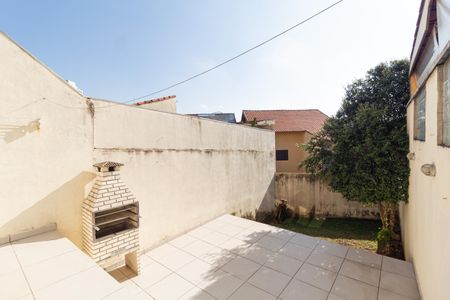Quintal de casa à venda com 3 quartos, 205m² em Jardim das Flores, Osasco