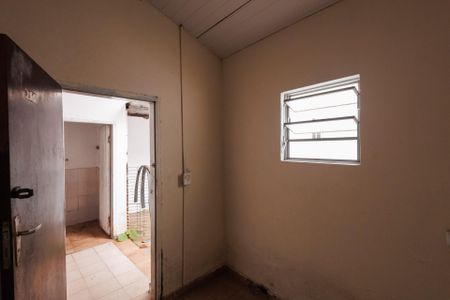 Casa para alugar com 120m², 4 quartos e 1 vaga Casa para alugar com 120m², 4 quartos e 1 vagaQuarto 4 Edicula