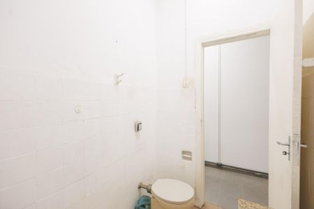 Casa para alugar com 120m², 4 quartos e 1 vaga Casa para alugar com 120m², 4 quartos e 1 vagaBanheiro Corredor