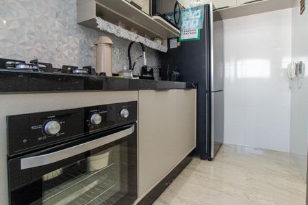 Apartamento à venda com 48m², 2 quartos e 1 vaga Apartamento à venda com 48m², 2 quartos e 1 vagaCozinha e Área de Serviço