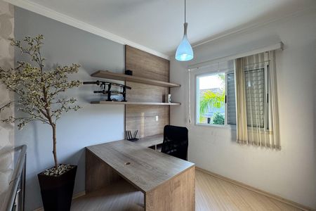 Casa de condomínio à venda com 232m², 3 quartos e 4 vagasEscritório