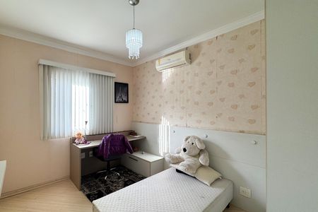 Casa de condomínio à venda com 232m², 3 quartos e 4 vagasQuarto 