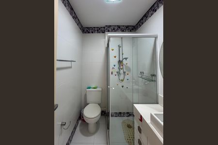 Casa de condomínio à venda com 232m², 3 quartos e 4 vagasBanheiro - Suíte 1