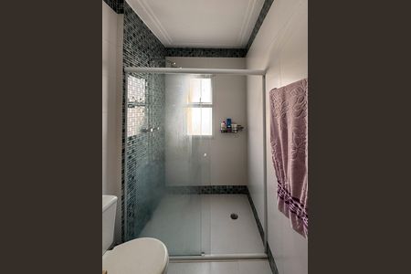 Casa de condomínio à venda com 232m², 3 quartos e 4 vagasBanheiro - Suíte 2