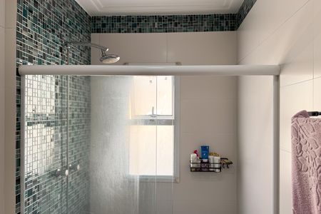 Casa de condomínio à venda com 232m², 3 quartos e 4 vagasBanheiro - Suíte 2 