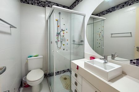 Casa de condomínio à venda com 232m², 3 quartos e 4 vagasBanheiro - Suíte 1