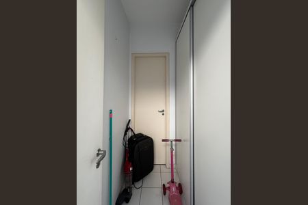 Casa de condomínio à venda com 232m², 3 quartos e 4 vagasÁrea de Serviço