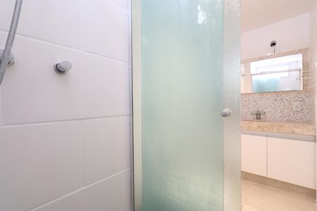 Apartamento à venda com 88m², 3 quartos e 2 vagasBanheiro da Suíte