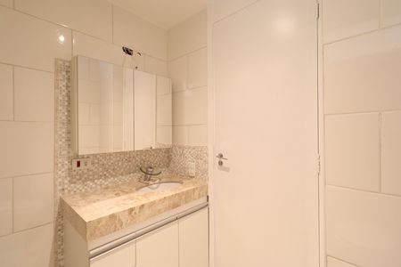 Apartamento à venda com 88m², 3 quartos e 2 vagasBanheiro Social