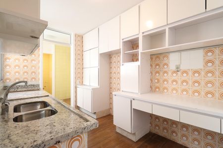 Apartamento à venda com 88m², 3 quartos e 2 vagasCozinha 