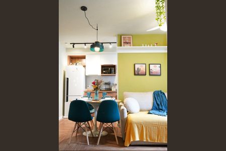 Sala de apartamento à venda com 2 quartos, 43m² em Santo Cristo, Rio de Janeiro