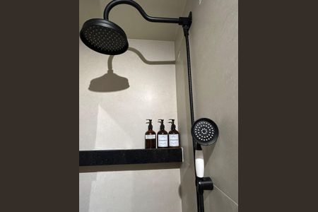 Apartamento à venda com 43m², 2 quartos e sem vaga Apartamento à venda com 43m², 2 quartos e sem vagaBanheiro