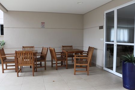 Apartamento para alugar com 34m², 2 quartos e sem vagaÁrea comum - Churrasqueira