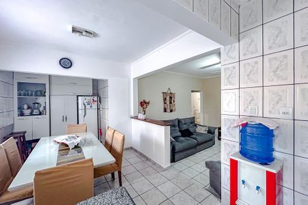 Casa para alugar com 127m², 2 quartos e 2 vagasCozinha