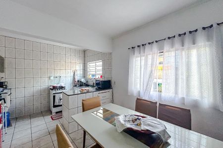 Casa para alugar com 127m², 2 quartos e 2 vagasCozinha