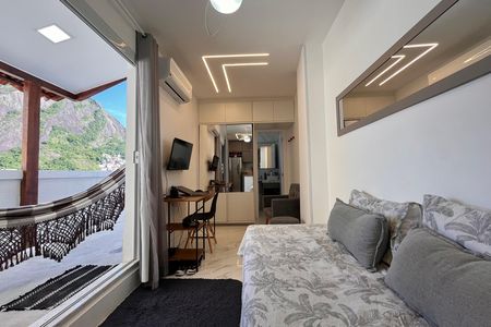 Sala/quarto de kitnet/studio para alugar com 1 quarto, 35m² em Copacabana, Rio de Janeiro