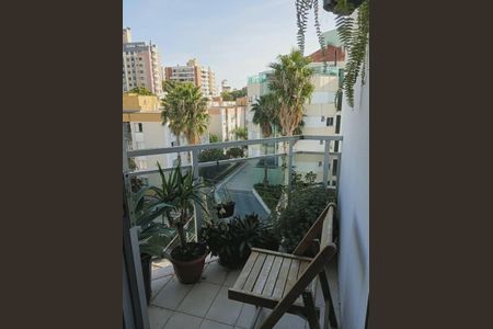 Apartamento para alugar com 65m², 2 quartos e 1 vaga Apartamento para alugar com 65m², 2 quartos e 1 vagaVaranda