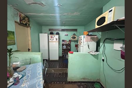 Casa à venda com 4 quartos, 420m² em Rio Branco, Belo Horizonte
