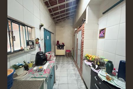 Casa à venda com 4 quartos, 420m² em Rio Branco, Belo Horizonte