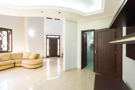 Casa para alugar com 3 quartos, 240m² em Marechal Rondon, Canoas