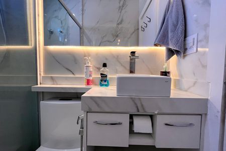 Apartamento para alugar com 80m², 2 quartos e sem vaga Apartamento para alugar com 80m², 2 quartos e sem vagaBanheiro