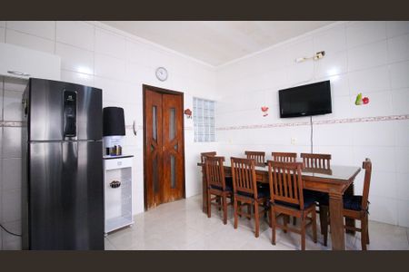 Cozinha de casa à venda com 5 quartos, 240m² em Vila Ema, São Paulo