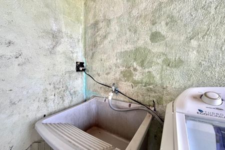 Casa à venda com 120m², 3 quartos e 2 vagas Casa à venda com 120m², 3 quartos e 2 vagasÁrea de Serviço