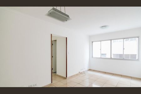 Apartamento à venda com 81m², 2 quartos e 1 vaga Apartamento à venda com 81m², 2 quartos e 1 vagaSala