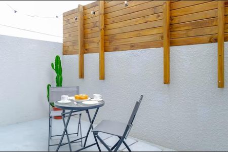 Apartamento para alugar com 25m², 1 quarto e sem vaga Apartamento para alugar com 25m², 1 quarto e sem vagaVaranda