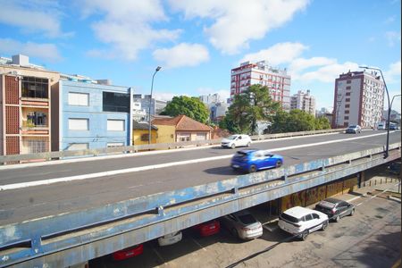 Varanda - Vista de apartamento à venda com 3 quartos, 92m² em Santa Cecília, Porto Alegre
