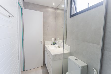 Banheiro da Suíte de apartamento para alugar com 2 quartos, 53m² em Cruzeiro, Belo Horizonte