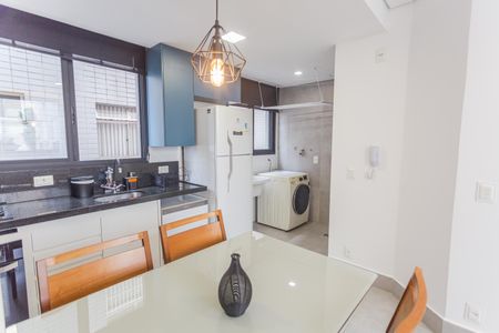 Apartamento para alugar com 53m², 2 quartos e 2 vagas Apartamento para alugar com 53m², 2 quartos e 2 vagasCozinha/Área de Serviço