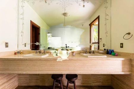 Casa de condomínio à venda com 551m², 6 quartos e 4 vagasFoto 05