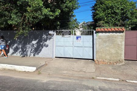 Casa para alugar com 90m², 3 quartos e 4 vagasFachada