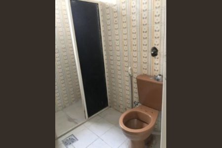 Casa para alugar com 90m², 3 quartos e 4 vagas Casa para alugar com 90m², 3 quartos e 4 vagasBanheiro 2