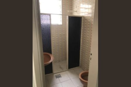 Casa para alugar com 90m², 3 quartos e 4 vagas Casa para alugar com 90m², 3 quartos e 4 vagasBanheiro 2
