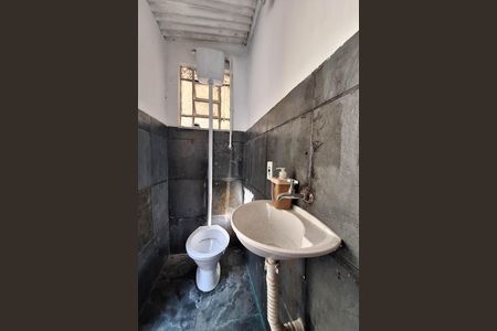 Casa para alugar com 90m², 3 quartos e 4 vagasBanheiro de serviço