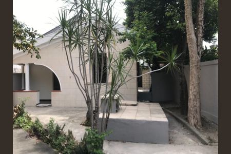 Casa para alugar com 90m², 3 quartos e 4 vagas