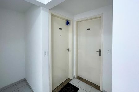 Apartamento para alugar com 55m², 2 quartos e 1 vagaHall