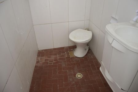 Casa para alugar com 45m², 2 quartos e sem vagaBanheiro